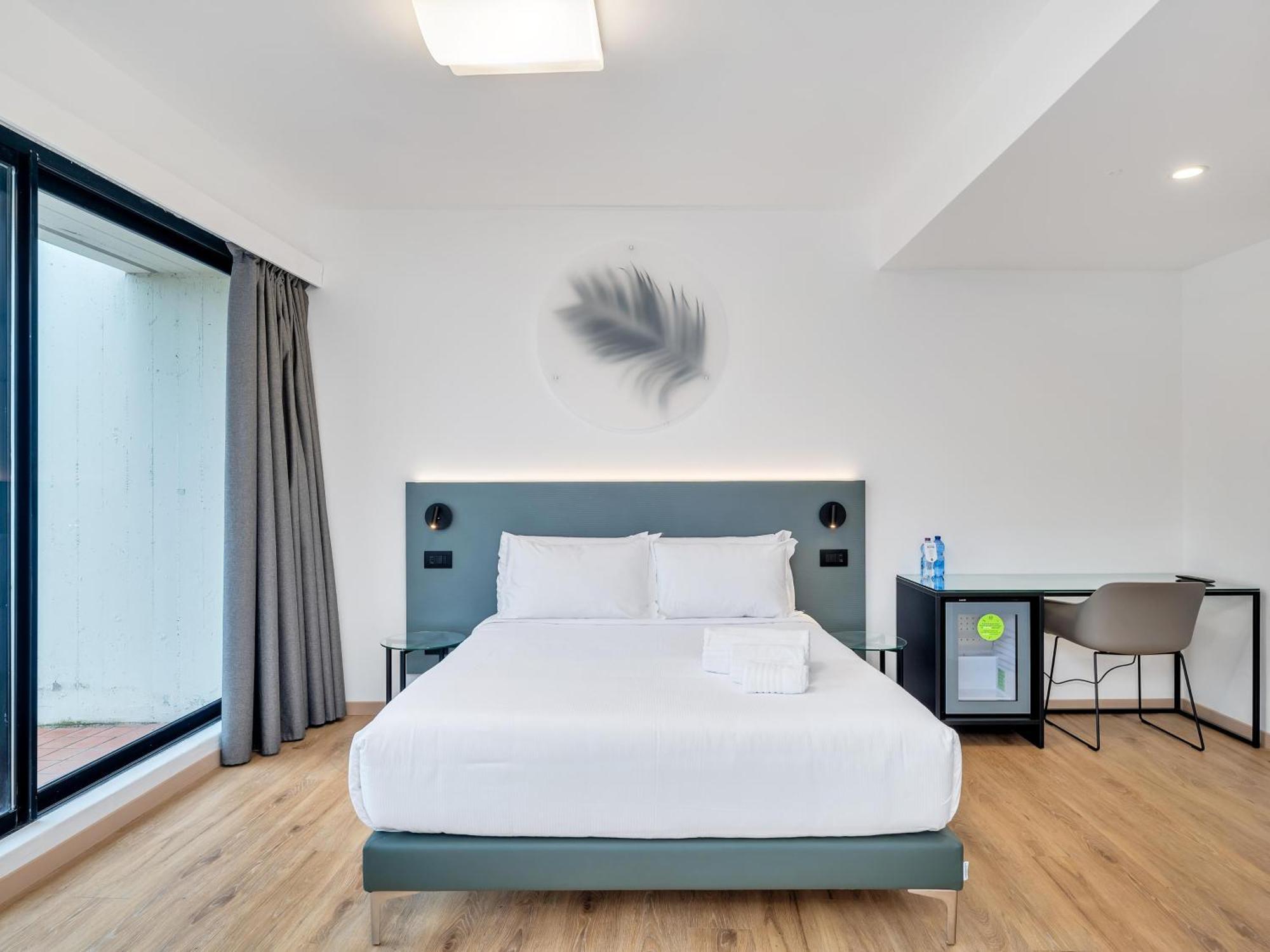 B&B Hotel Alba エクステリア 写真