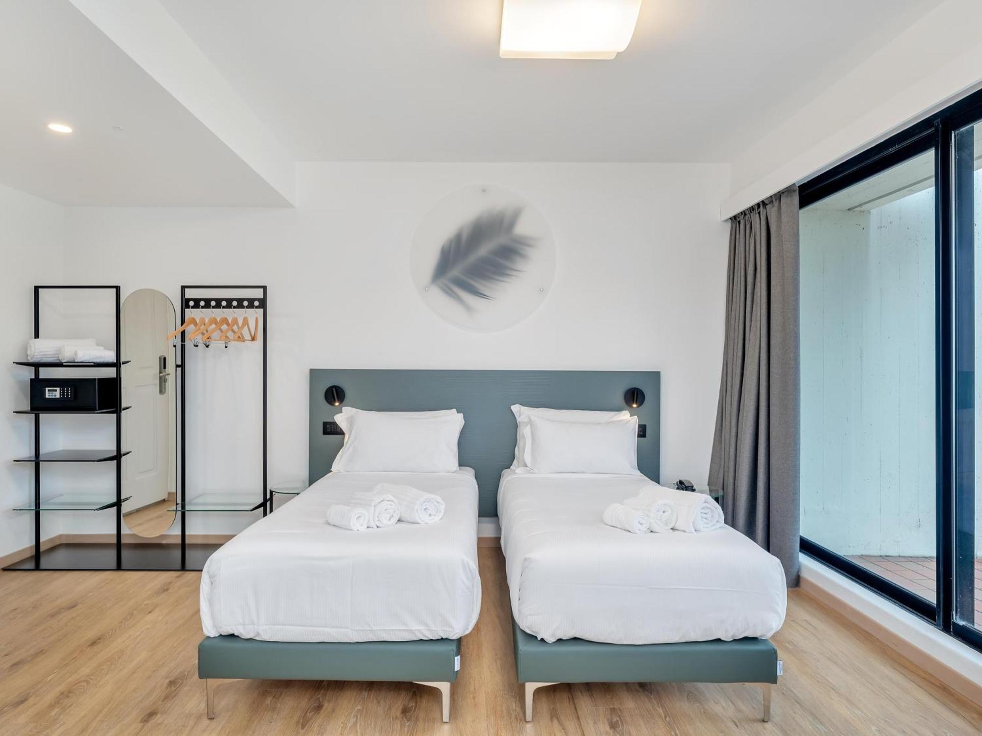 B&B Hotel Alba エクステリア 写真